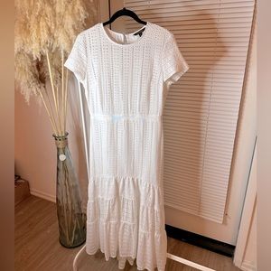 Banana republic embroidered dress